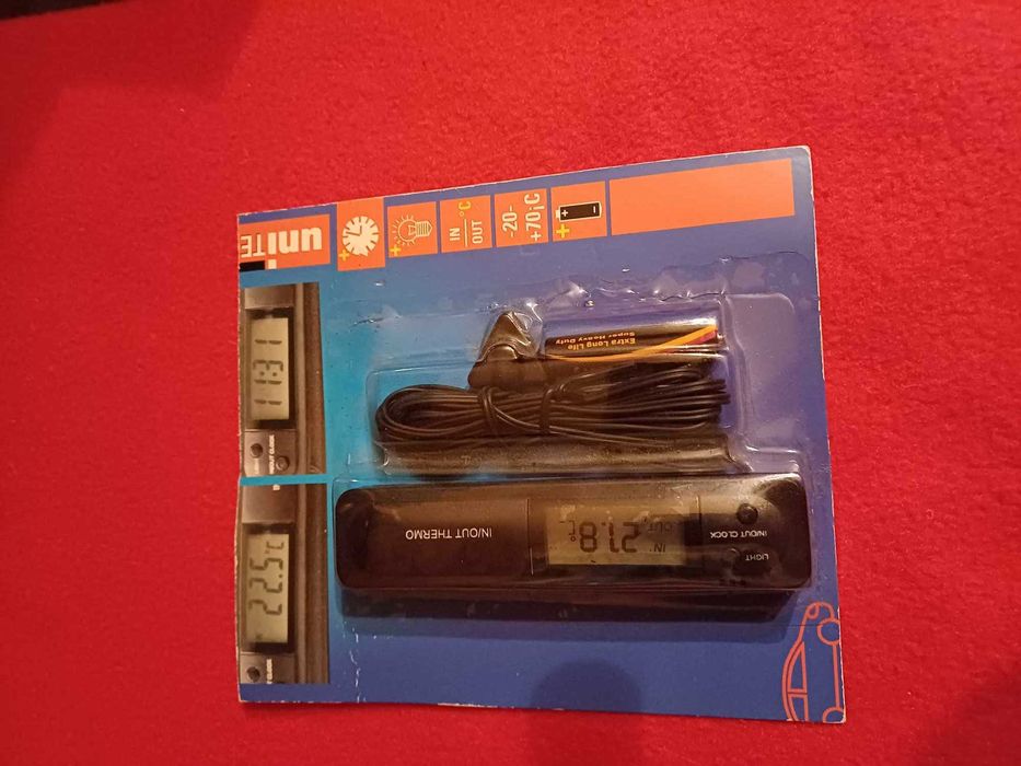 Cyfrowy termometr z zegarkiem do akwarium i nie tylko