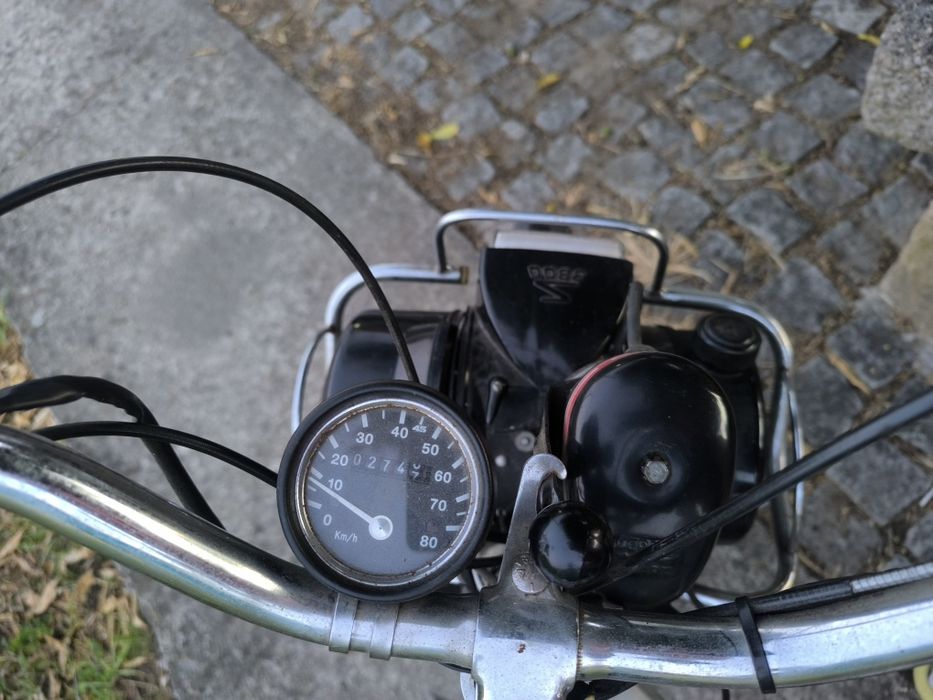 Zündapp 3800 Clássica com Documentos Negociável