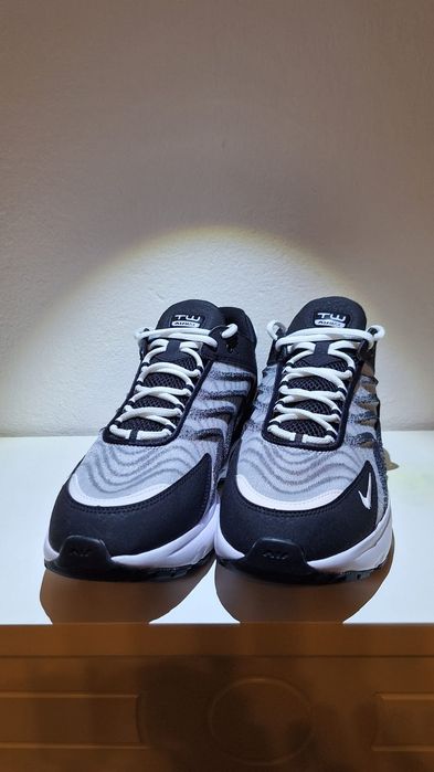 Кросівки Nike Air Max TW, US11 E45 29CM,  DQ3984 001