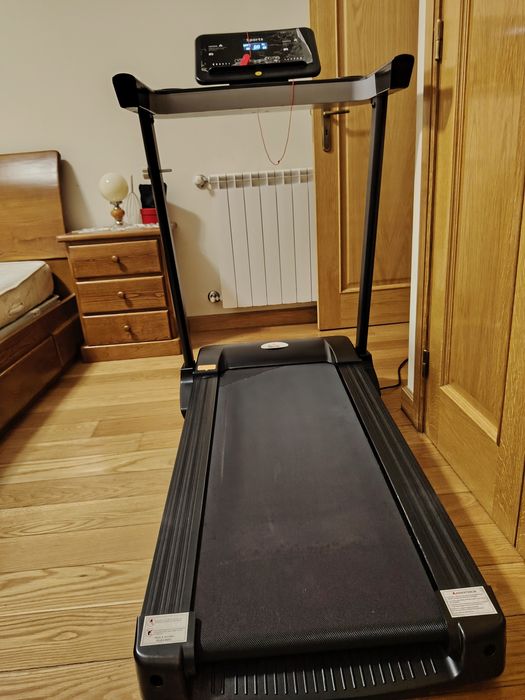 Vendo passadeira elétrica