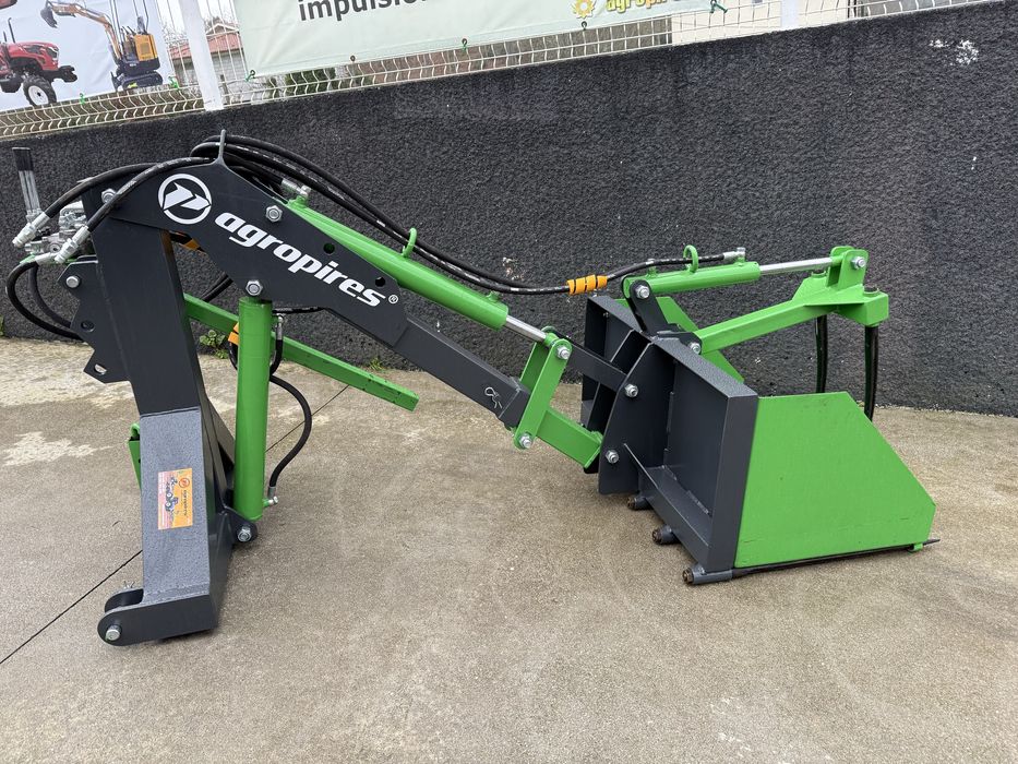 Pá e forquilha traseira para trator