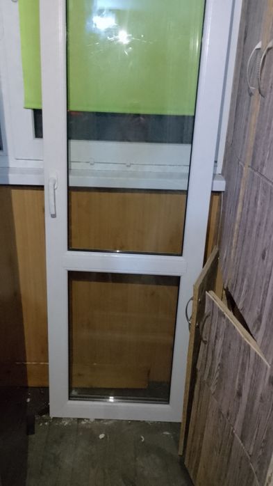 Балконні двері б/у