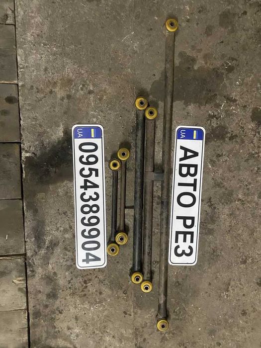 Комплект реактивниг тяг на полеуретані жигулі ваз лада 2101-2107