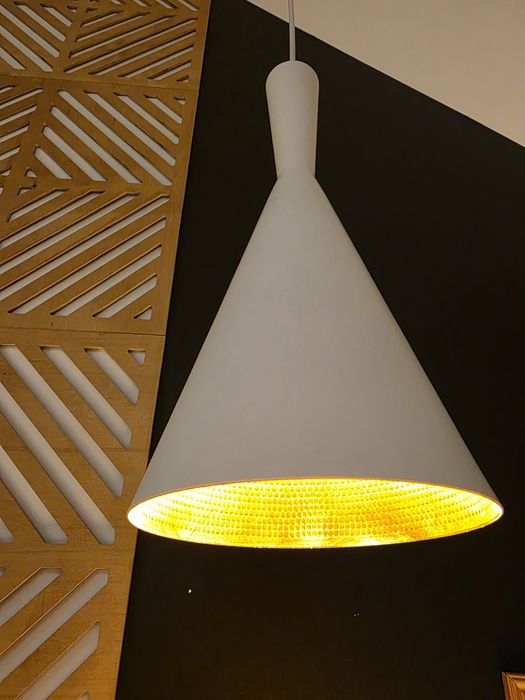 Lampa biała loftowa