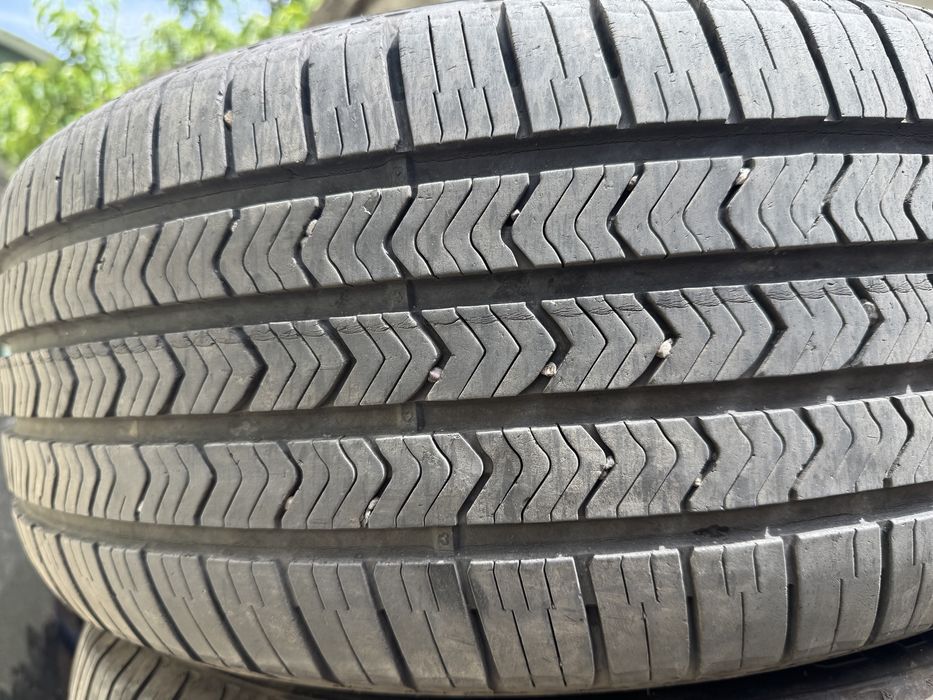 Good Year Eagle Sport 225/50R18