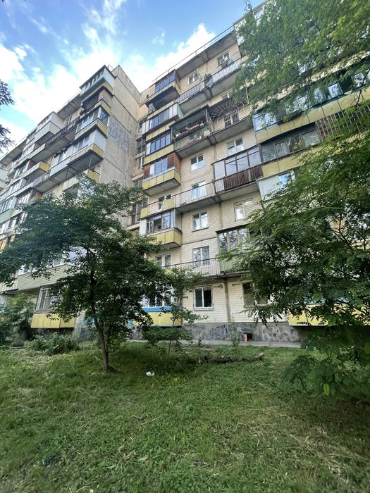 Затишна, чудова квартирка ! Заізжай та живи!