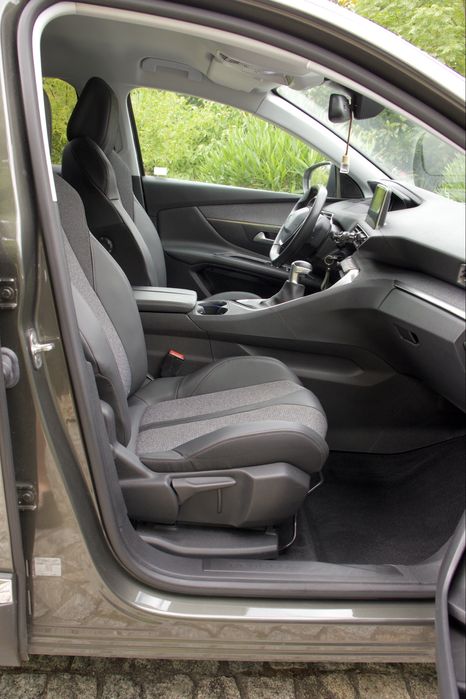 Peugeot 3008 Allure 1.5 BlueHDi 130 cv – 2020 - 40.500km