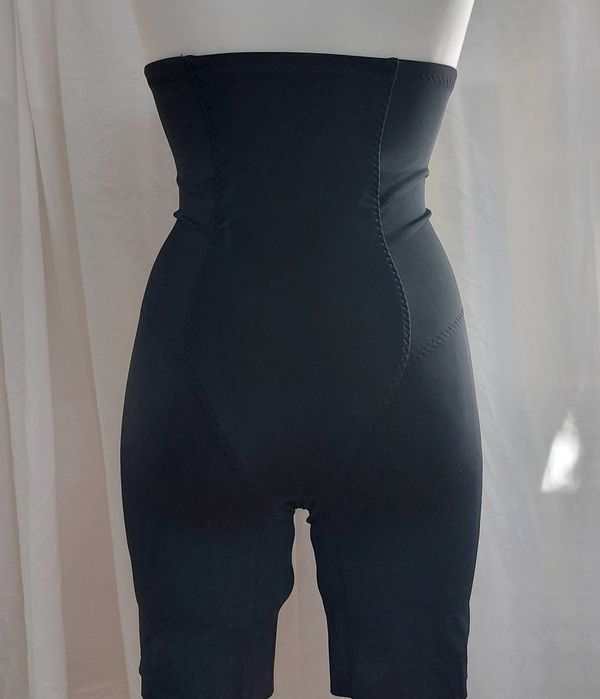 spodenki modelujące Intimissimi s