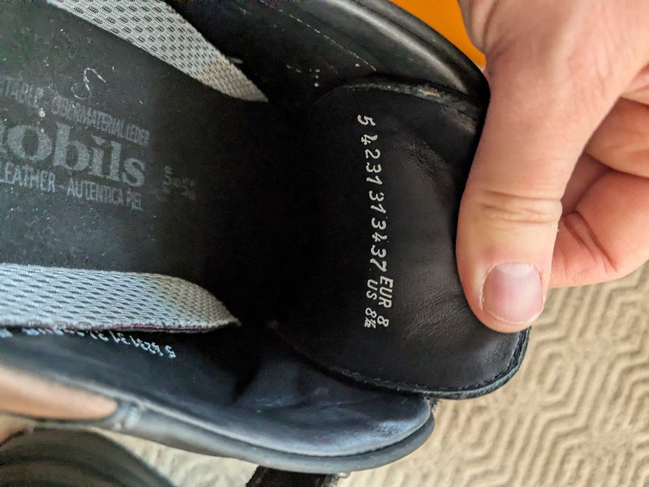 Mobils by Mephisto skórzane półbuty na rzepy rozm. 42