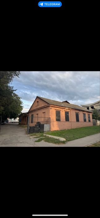 Сдам в аренду попещения.