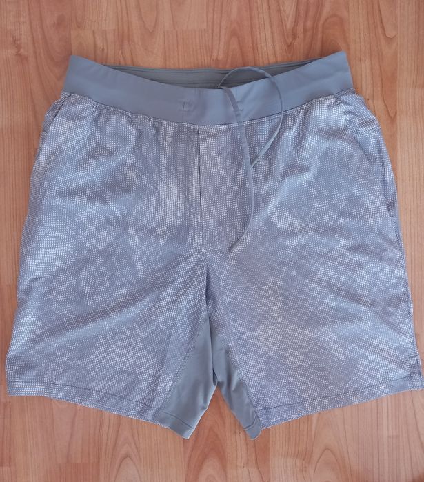 Spodenki na lato LULULEMON