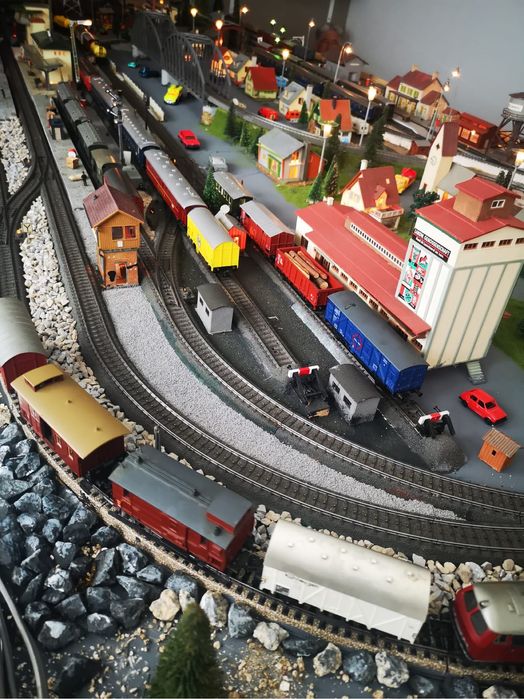 Pista de comboios á escala