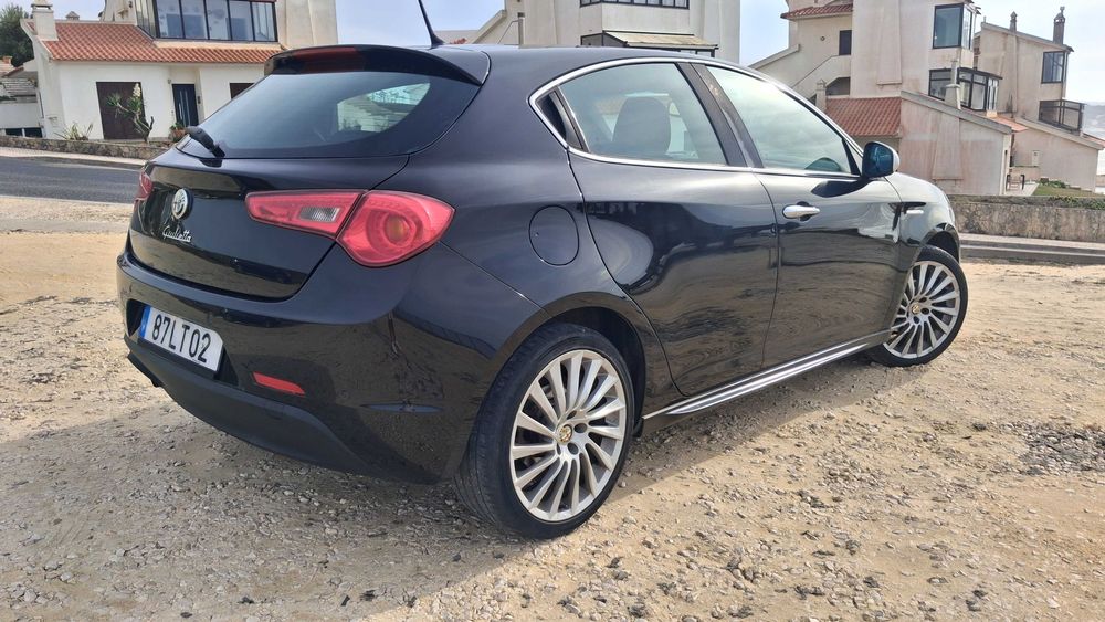Alfa Romeo Giulietta 1.6 Jtdm foto 4