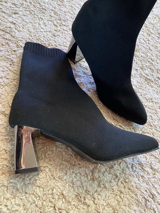 Черевики-ботінки жіночі