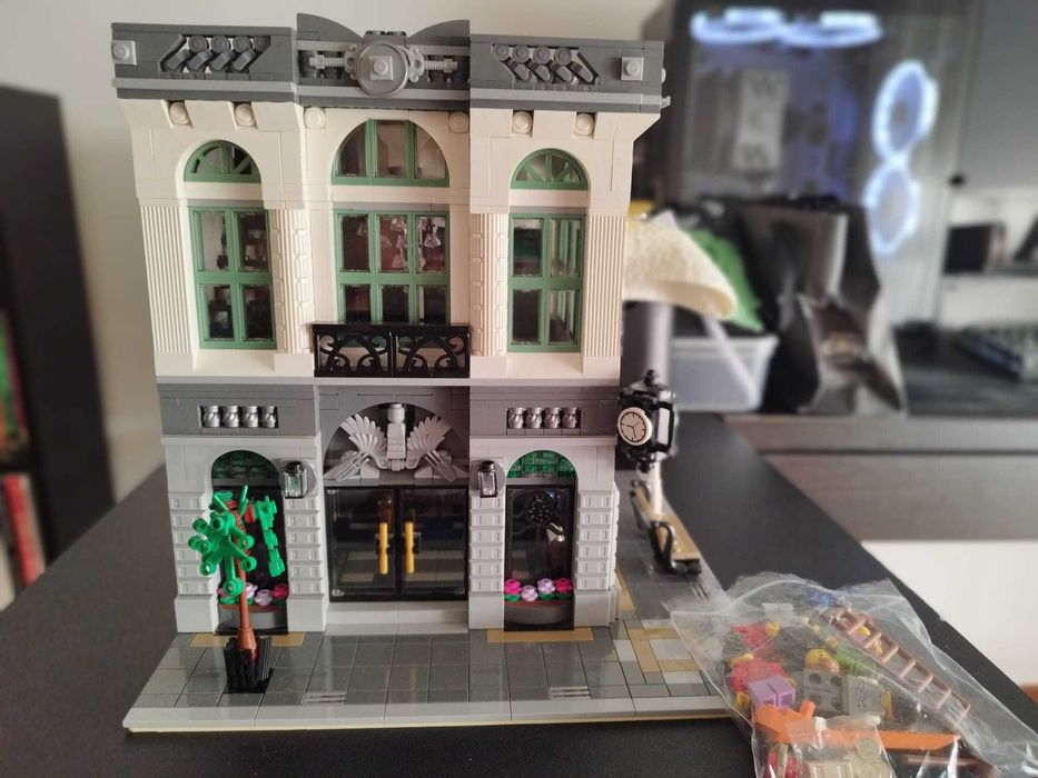 LEGO Brick Bank c/caixa - Como novo (venda presencial apenas)