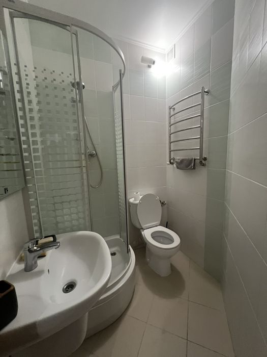 Оренда 3-кімнатної квартири м. Львів вул. Роксоляни