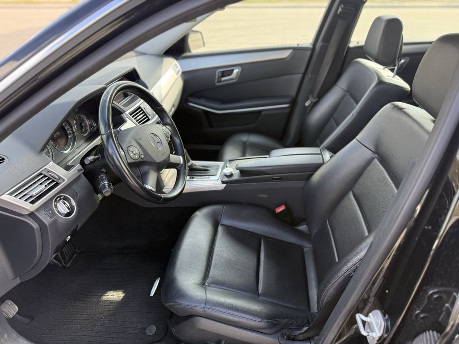 Mercedes E250cdi 4matic niski przebieg super stan
