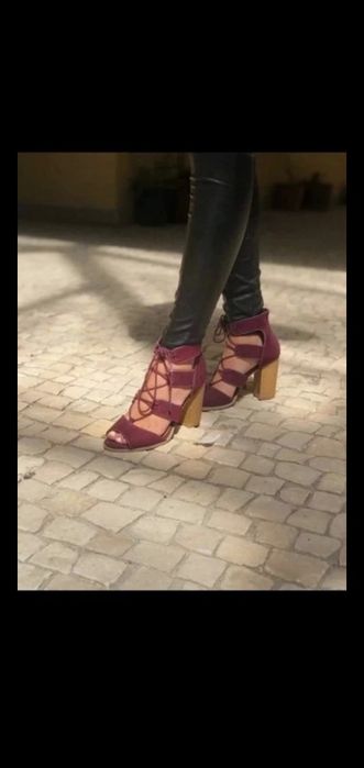 Sandálias Salto Alto