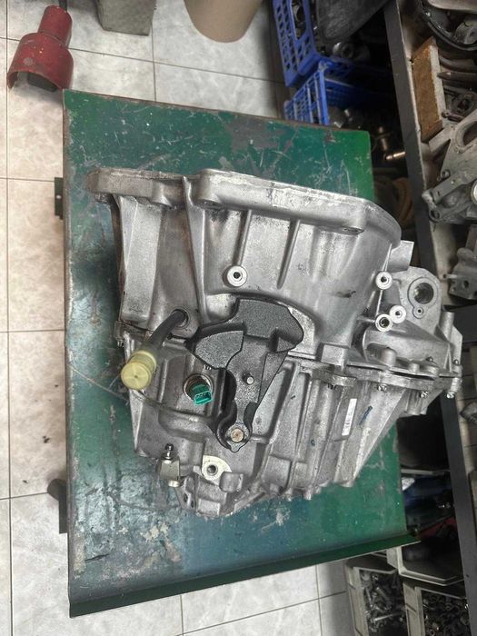 CAIXA VELOCIDADES PF6040 - MOTOR R9M 408