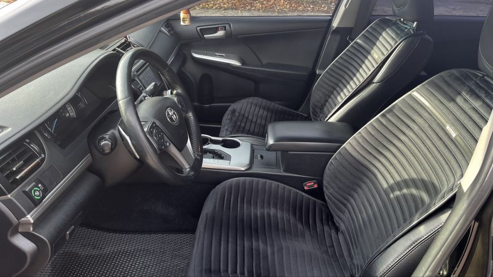 TOYOTA Camry 2.5 2014р. Газ-Бензин.