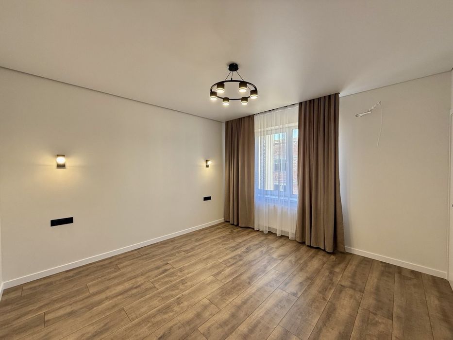 Продаю таунхаус з ремонтом !