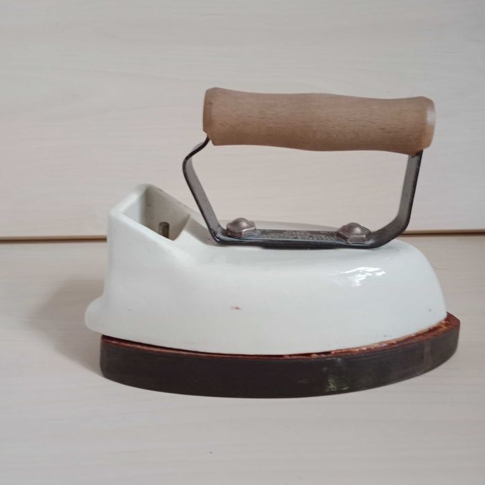 Żelazko elektryczne Cieszyńskie retro vintage