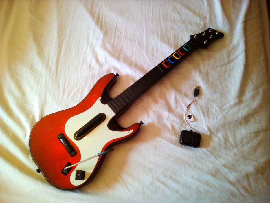 Guitarra PS3 Guitar Hero 5 Playstation 3 com dongle