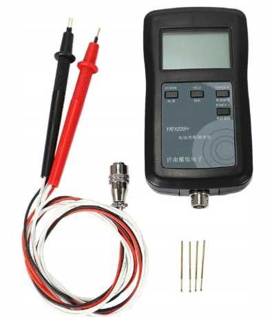 Miernik rezystancji wewnętrznej baterii akumulatorów 12V / 18650