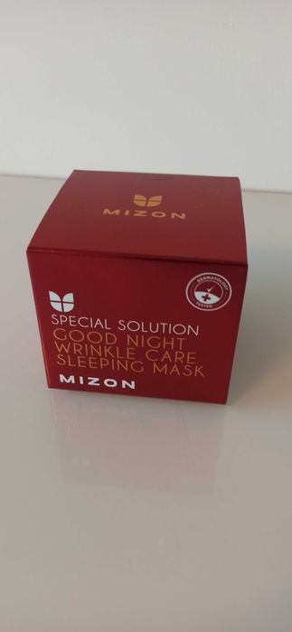 Mizon - retinolowa przeciwzmarszczkowa maska odżywcza na noc