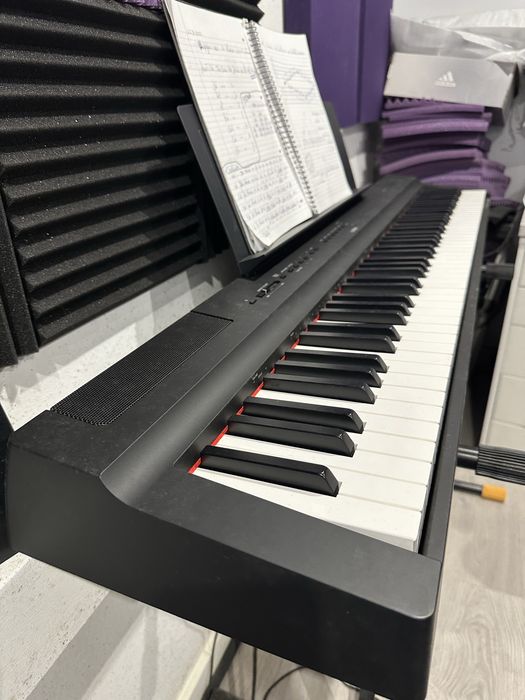 Piano Yamaha p-125 mais Suporte