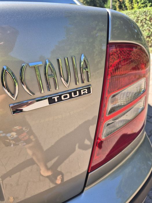 Шкода Октавія Тур