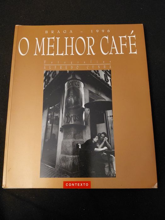 Vendo livro Antigo" O Melhor Café" muito barato
