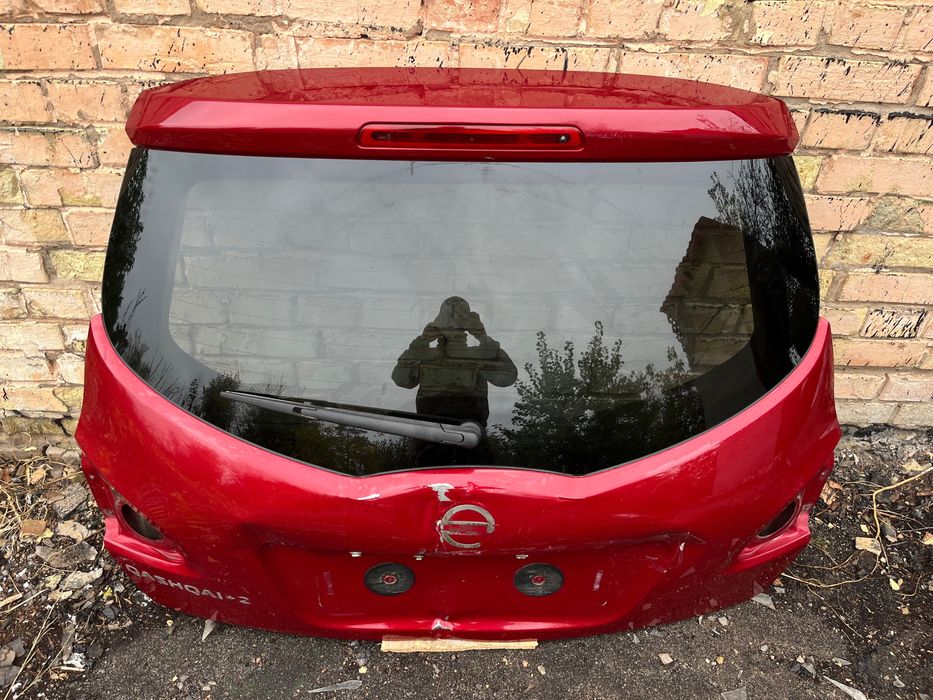 Кришка багажника Nissan Qashqai + 2