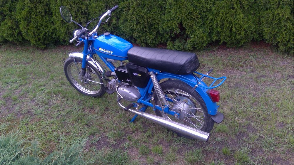 Motorower Ogar 200