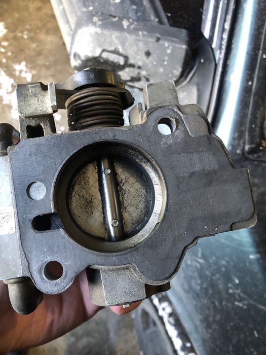 Дроссельный заслонка Ваз