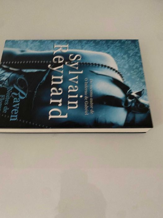 " Raven Noites de Florença " Sylvain Reynard - 10€