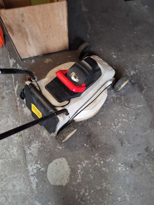 Kosiarka elektryczna NAC LE 18-40 Pb-s 1800W