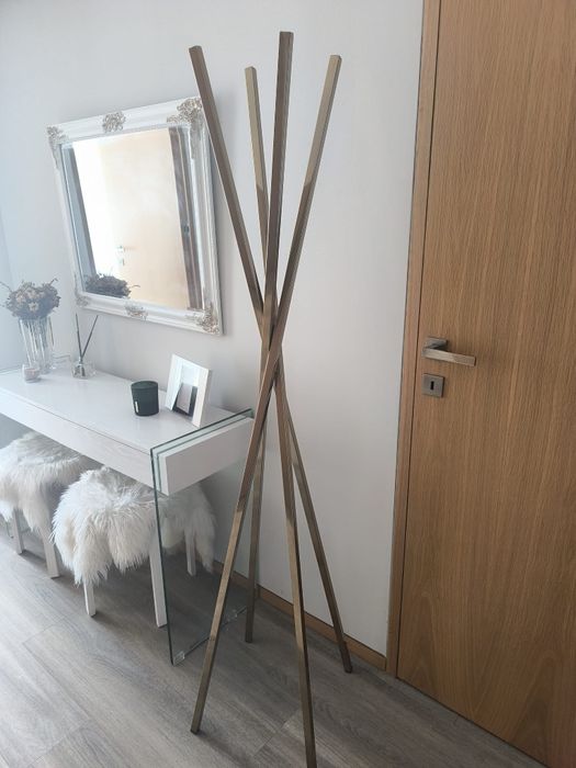 Consola entrada branca