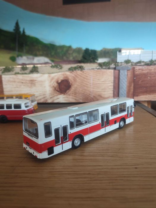 Jelcz pr110 kultowe autobusy PRL skala 1:72