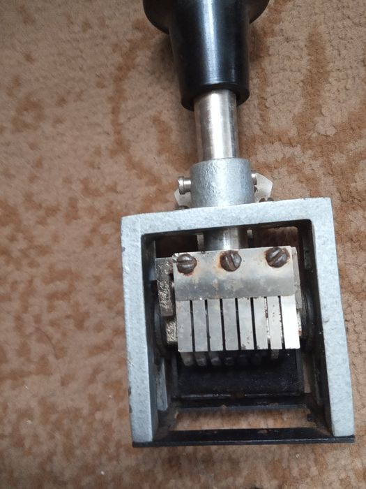 Штамп -номератор. Дата. Номер