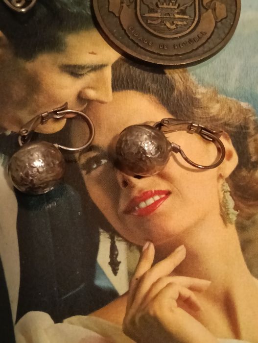 Belos brincos vintage/ antigos