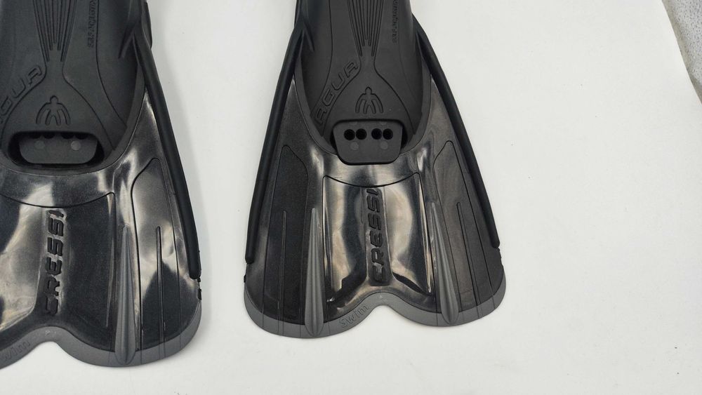 Płetwy Cressi-Sub Agua Short Czarny 39-40 (AK58)