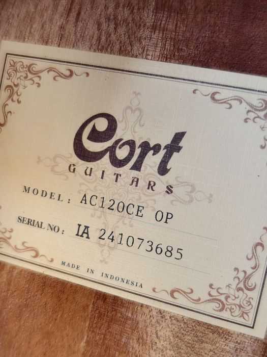 Guitarra Clássica Cort