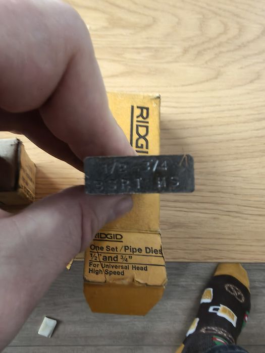 Sprzedam noże narzynki do gwintów nocy RIDGID