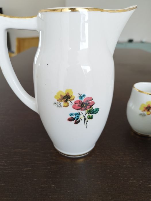 Ceramic Pitcher and Mugs64729829750017121