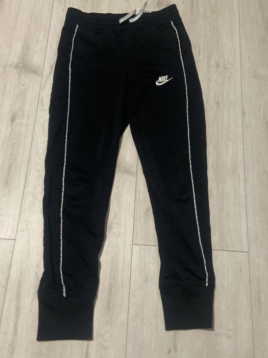 Штани nike на лампасах