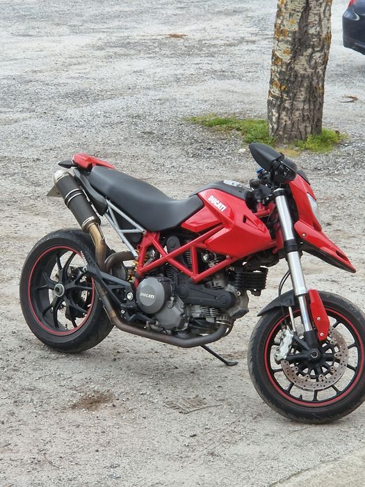 Ducati hipermotard 800