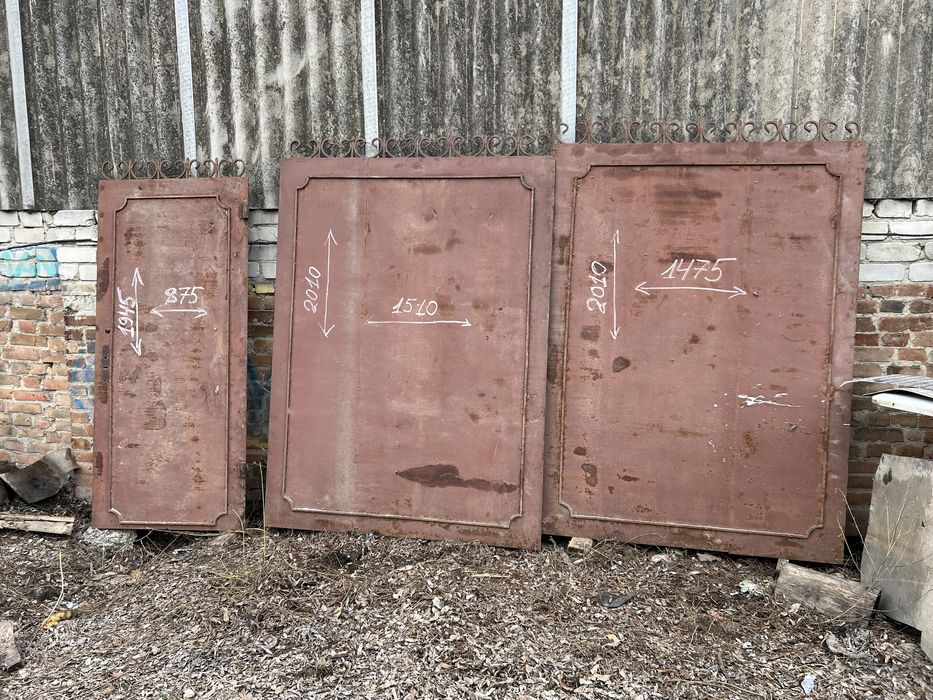 Продам ворота з каліткою
