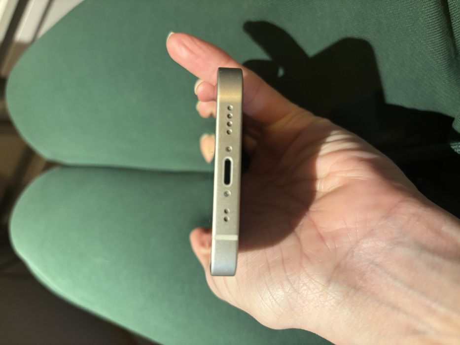 iPhone 13 mini biały