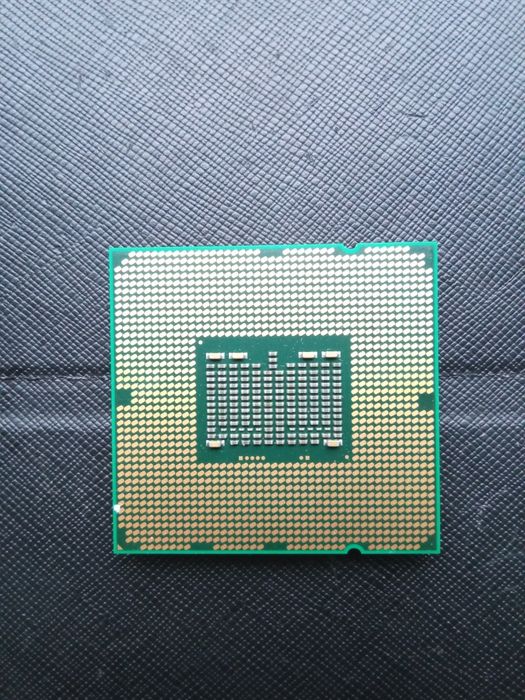 Процесор Intel Xeon E5645